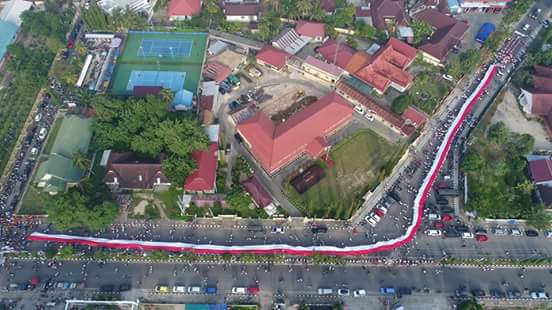 Kabupaten Bungo Cetak Sejarah Baru Kirab Bendera Sepanjang 240